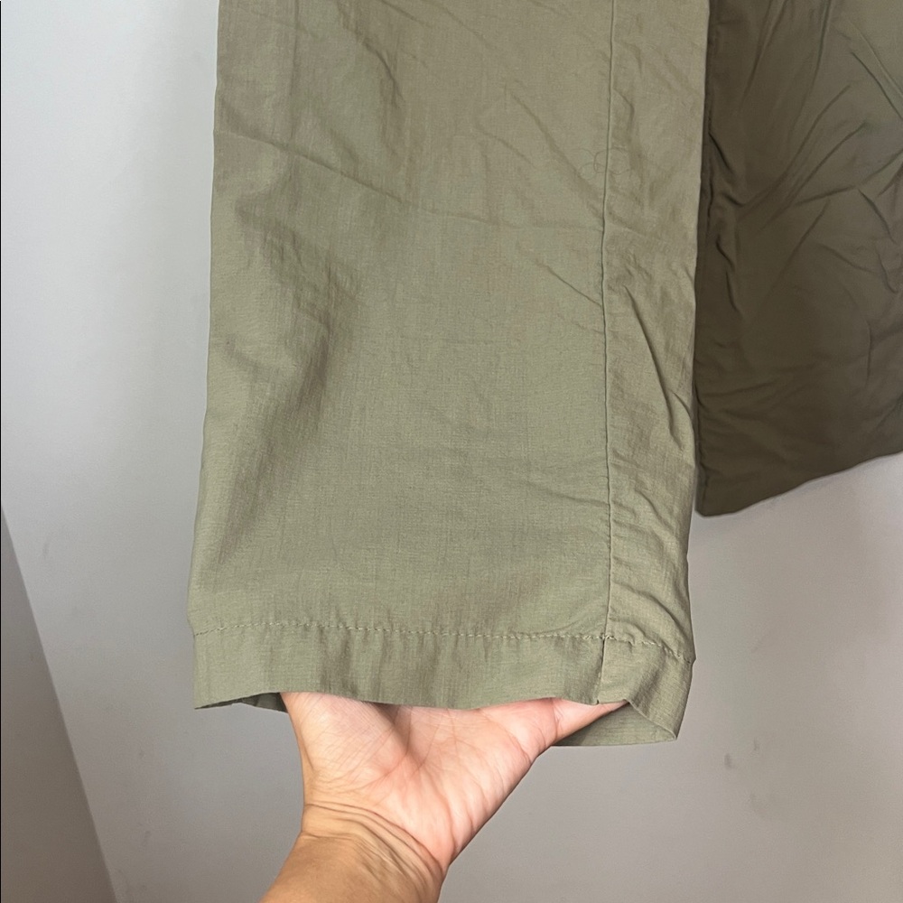 Columbia Women's Khaki Outdoor‎ Utility Convertible Pants Shorts Size Small - Picture 3 of 8